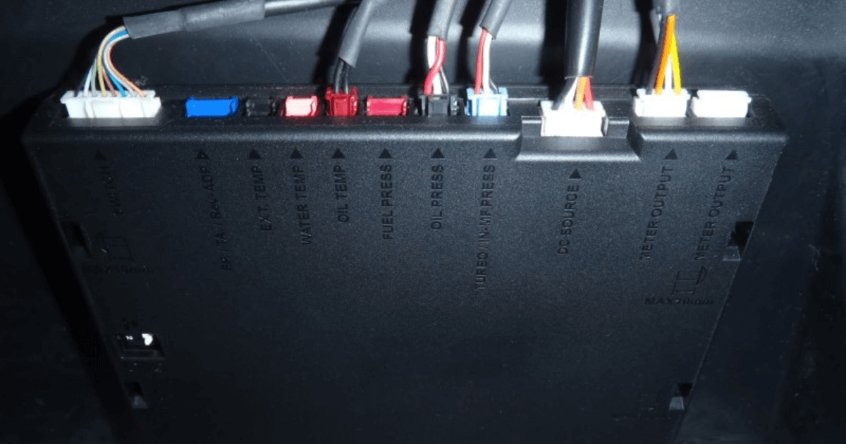 Defiアドバンスコントロールユニット電源確保の方法と11種類のカプラー 